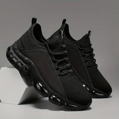 Men’s Lightweight Breathable Low-Top Running Shoes